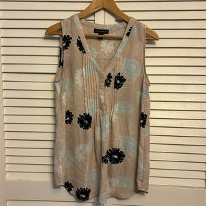 A Pea in the Pod  |  Maternity Blouse